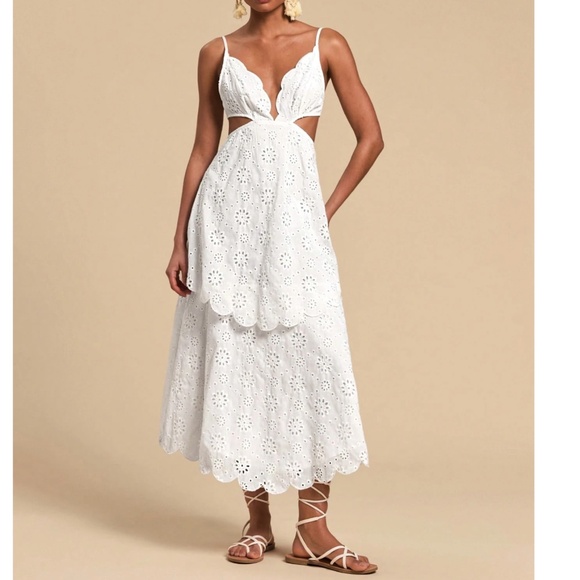 Boho White Floral Eyelet Plunging Neck Cut out Layered Maxi Dress - Picture 2 of 6